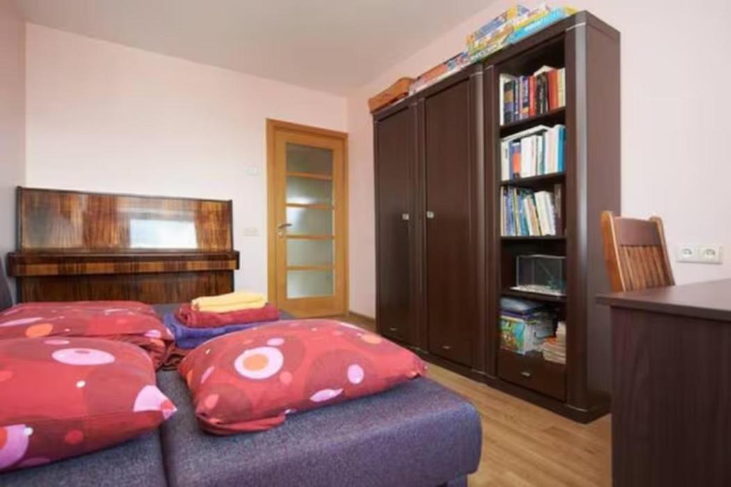 Cozy Private Room In A Three Room Apartment Free Parking Feel Like At Home Vilnius Luaran gambar